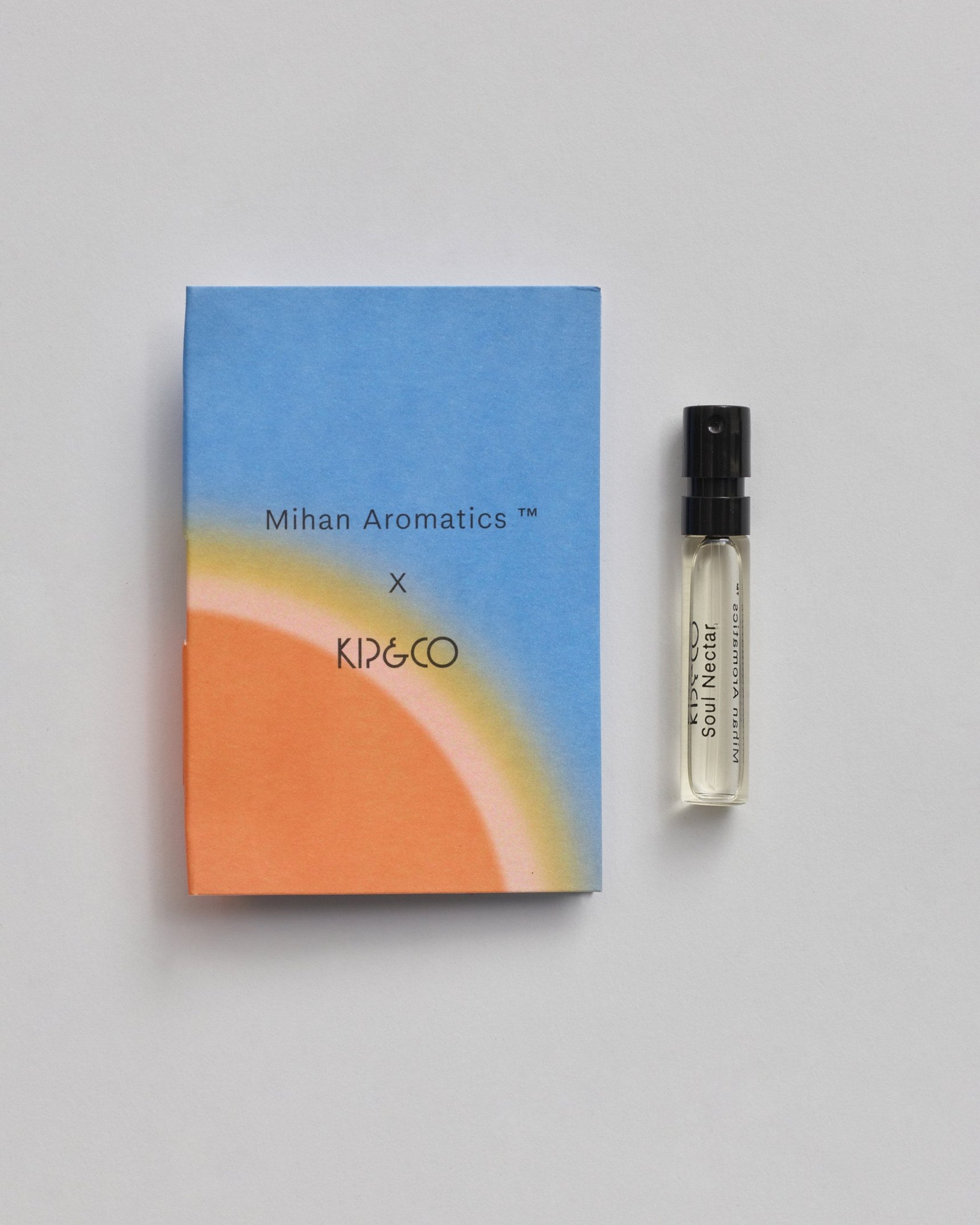 Mihan Aromatics x Kip&Co Soul Nectar parfum 2ml sample vial beside its card sleeve